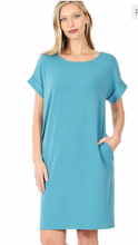 Load image into Gallery viewer, Curvy Round Neck Pocket Dress