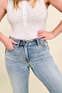 Judy Blue Cropped Raw hem jeans