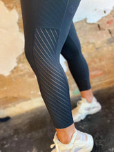 Load image into Gallery viewer, Missy Butter Luxe Line Legging