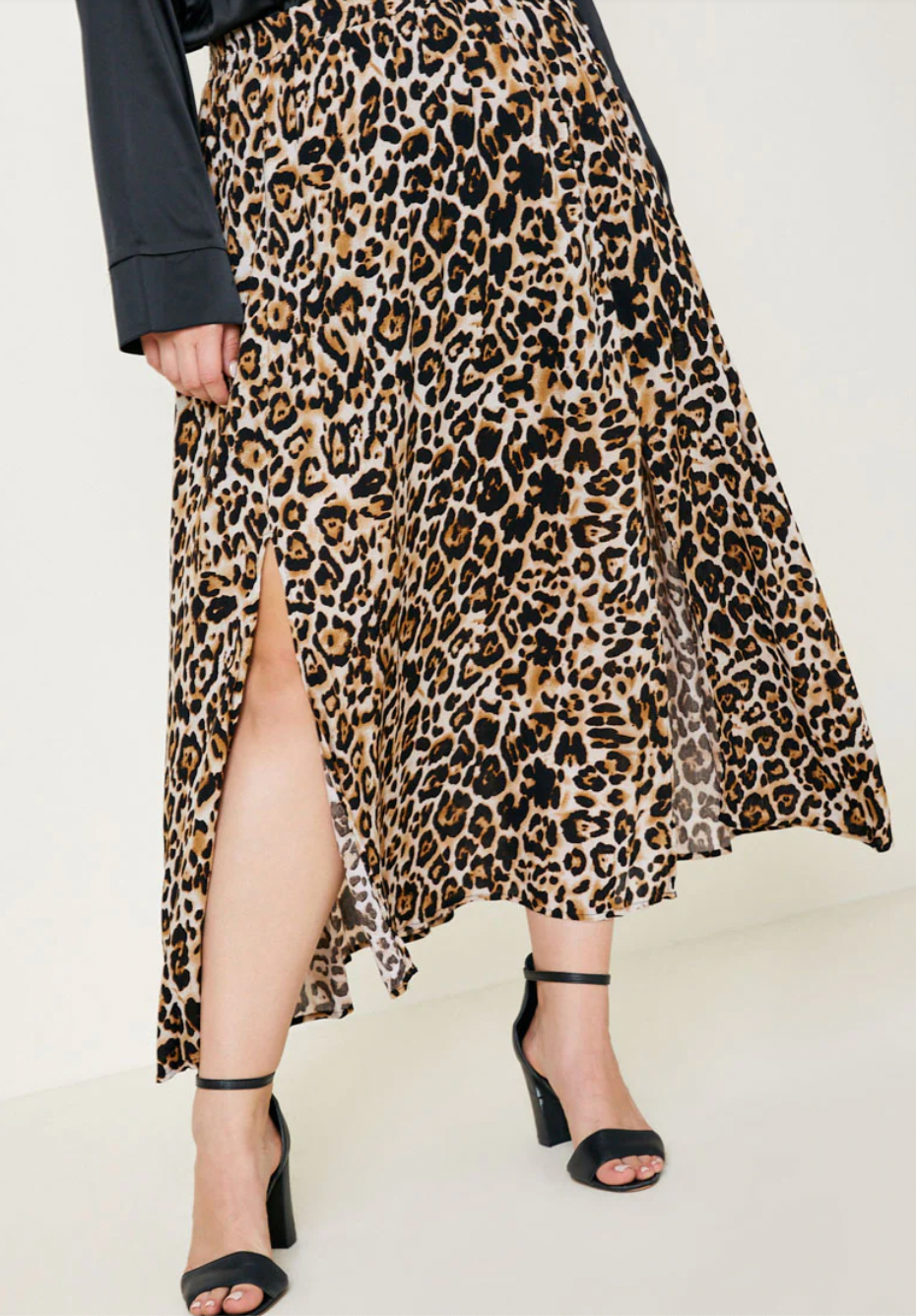 Curvy Leopard Maxi Skirt