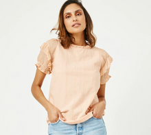 Load image into Gallery viewer, Ruffled Sleeve Textured Top